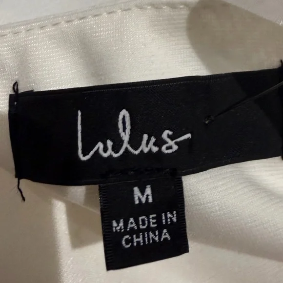 NWT Lulus Romantic Celebration White Tie-Strap Bodycon Midi Dress Size M -White - Picture 5 of 7